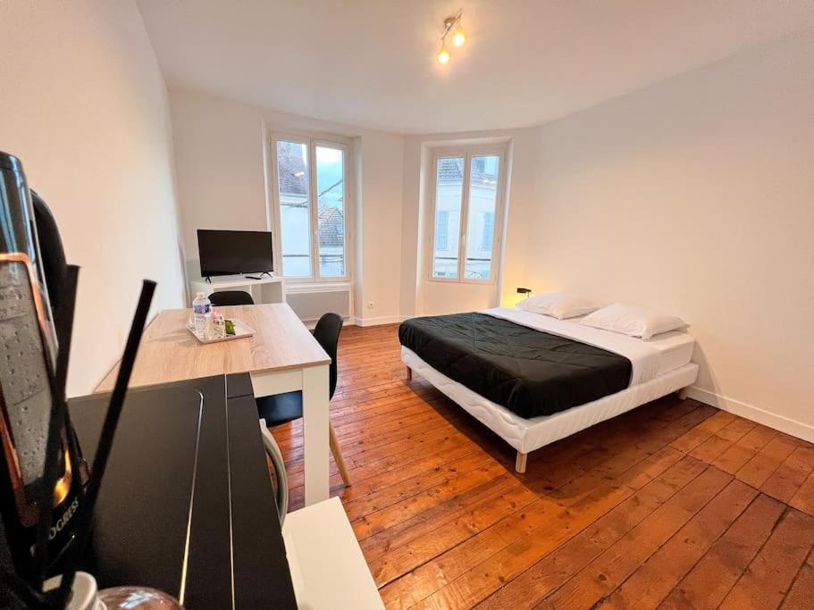 Appartement Maciet 2- Centre Ville Meaux-Gare-Disney Exteriör bild